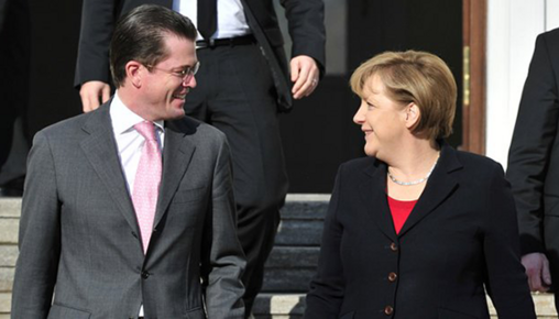 Guttenberg, Merkel
