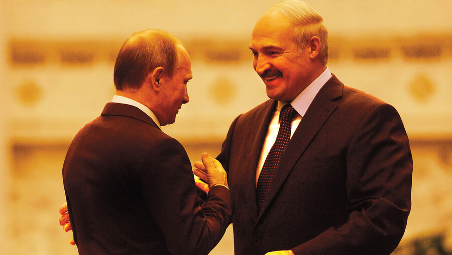 Bielorrusia vuelve a la URSS