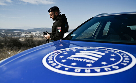 Guardias fronterizos de la UE unen Grecia y los Balcanes occidentales