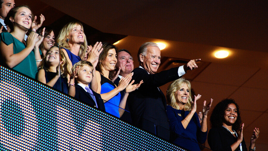Nueve miembros de la familia Biden recibieron dinero del extranjero
