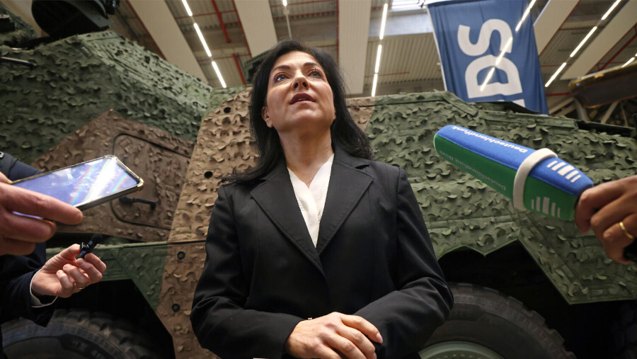 Katherina Reiche de Alemania: De la economía a ministra de Armamentos