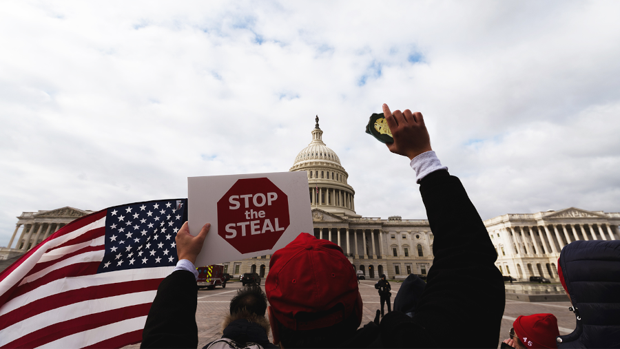 Explosivo: La protesta del 6 de enero estaba llena de agentes encubiertos del FBI