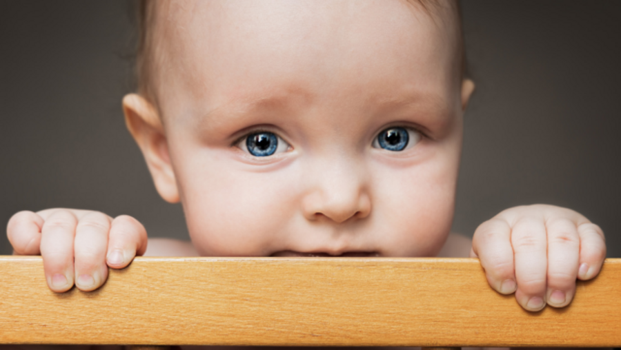 Crímenes innombrables contra un niño