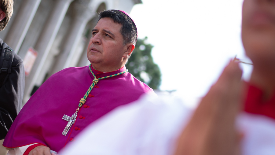 El Papa nombra a un ex-inmigrante ilegal como obispo