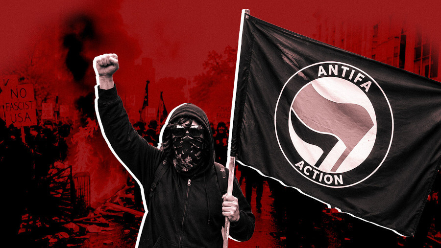 Integrantes de Antifa arrestados por bloqueo violento del ICE