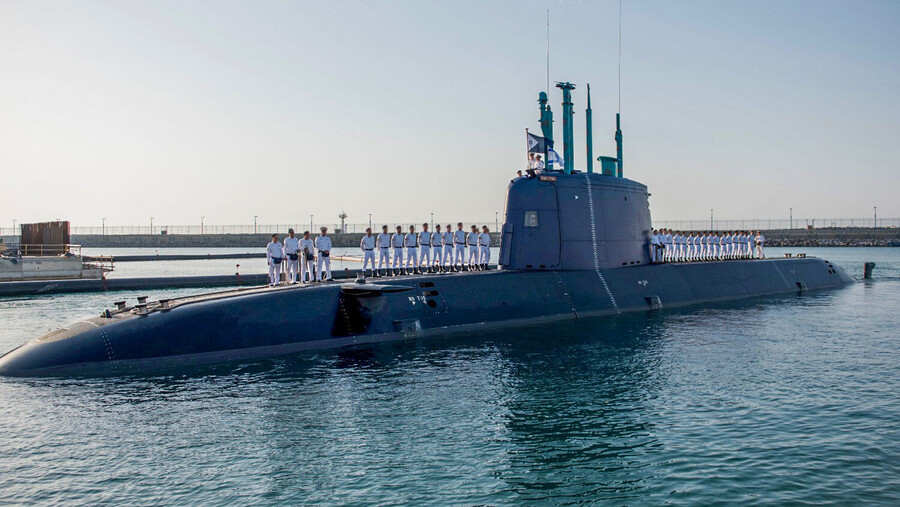 Israel recibe el submarino alemán más grande desde la Segunda Guerra Mundial